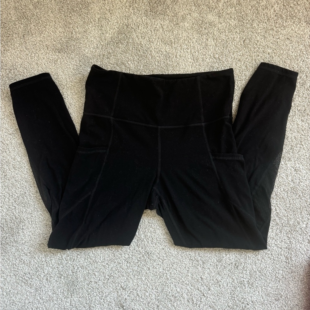 Athleta Full Length Workout Leggings Side pockets & Mesh Black Womens Sz M